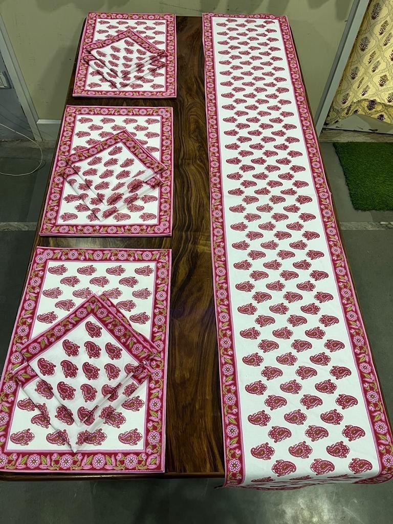 Cotton Printed Table Runner Mat & Napkin Set