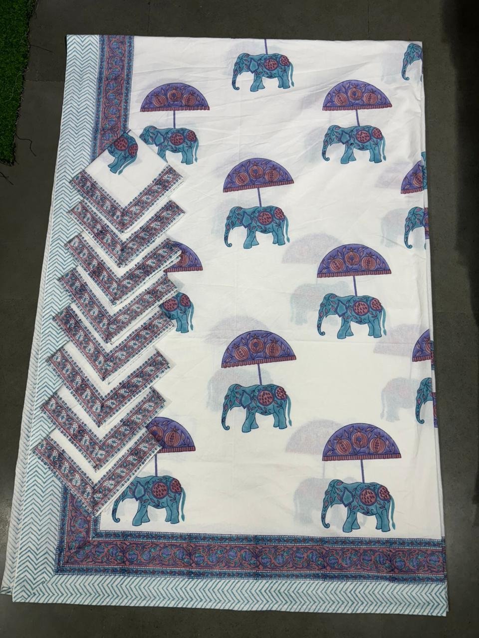 Cotton Printed 8 Seater Table Cover Set