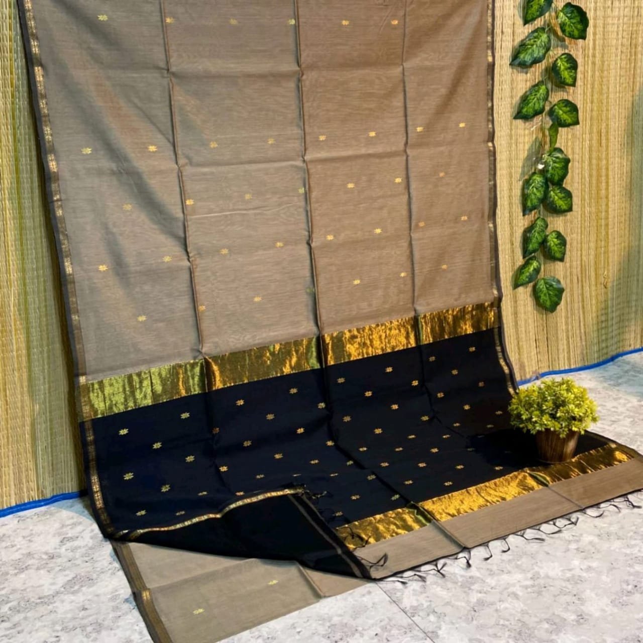 Maheshwari Woven Cotton Silk Saree