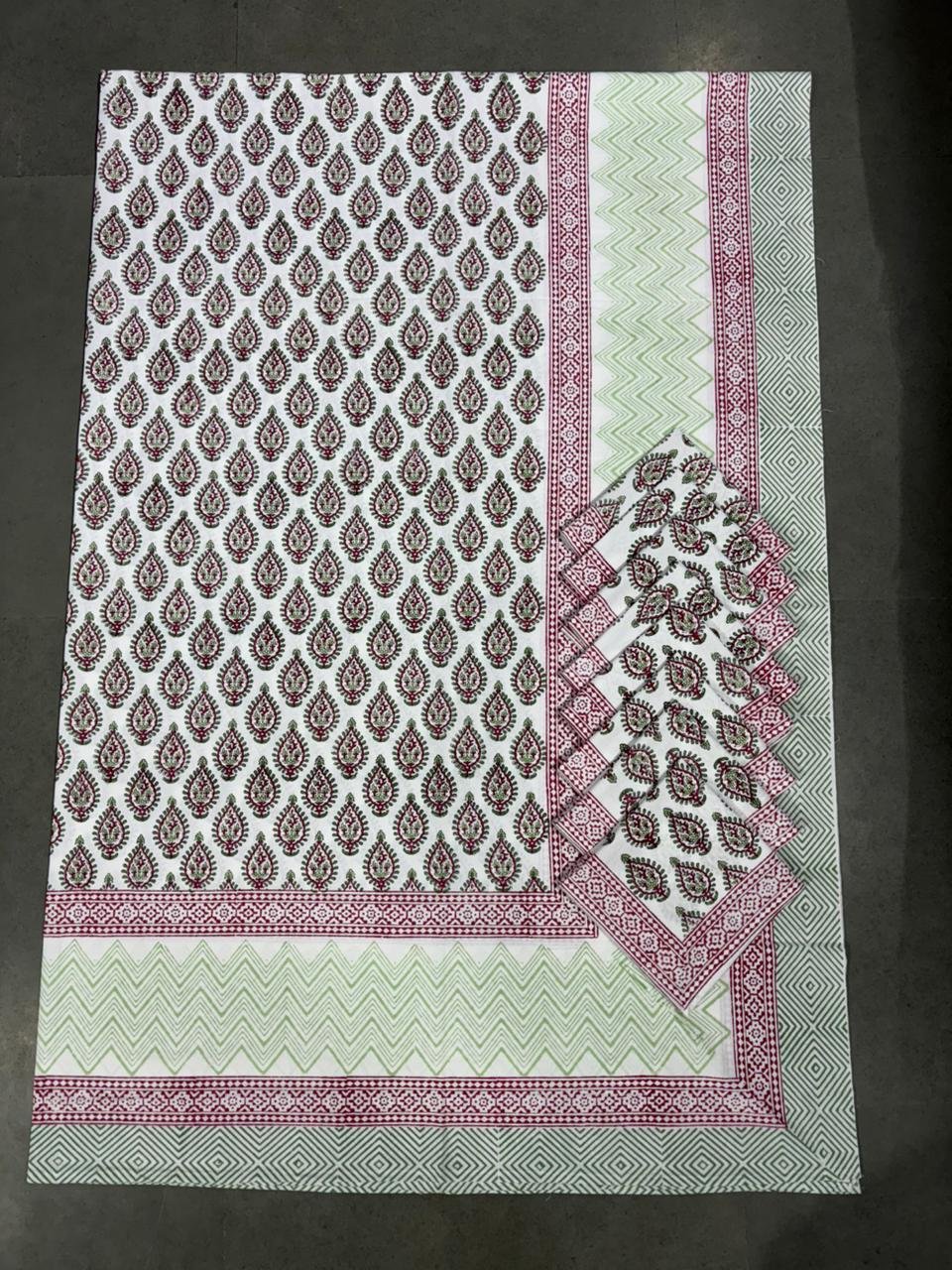 Cotton Printed 8 Seater Table Cover Set