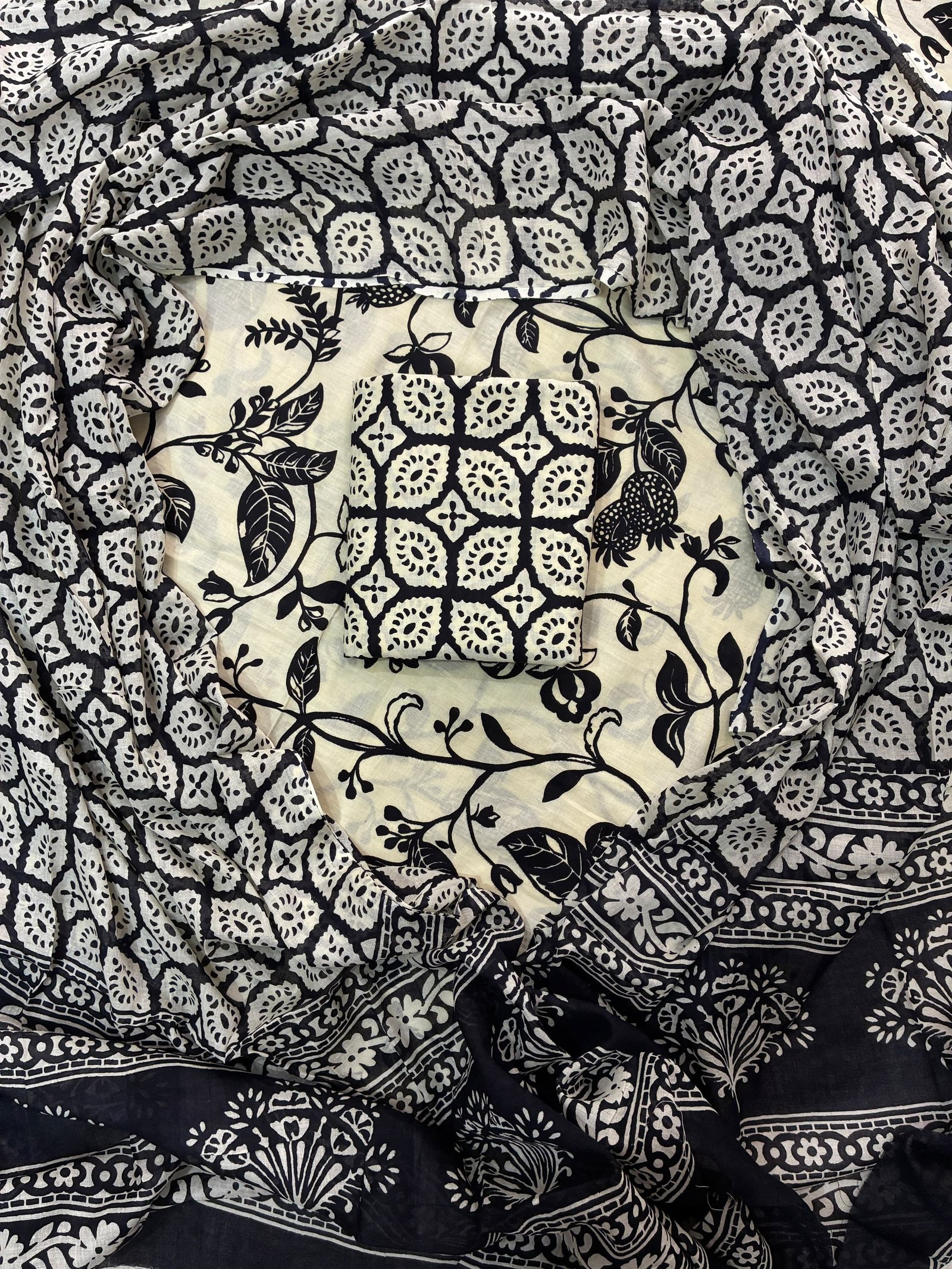 Cotton Dupatta Printed Suit