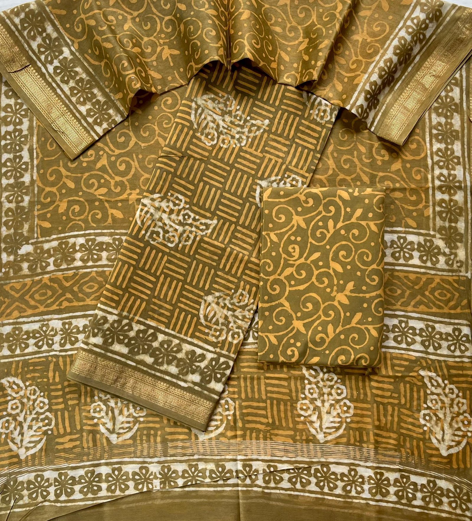 Maheshwari Printed Suit Set