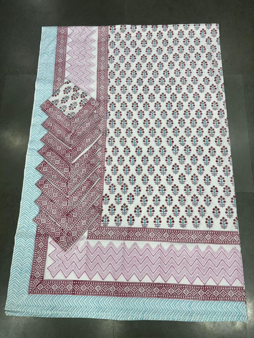 Cotton Printed 8 Seater Table Cover Set