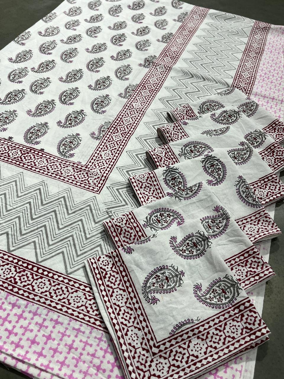 Cotton Printed 6 Seater Table Cover Set