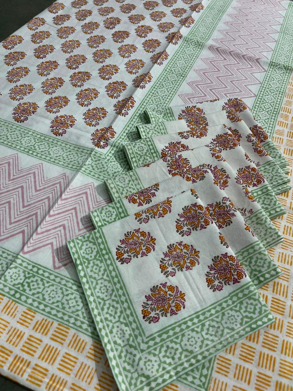 Cotton Printed 6 Seater Table Cover Set