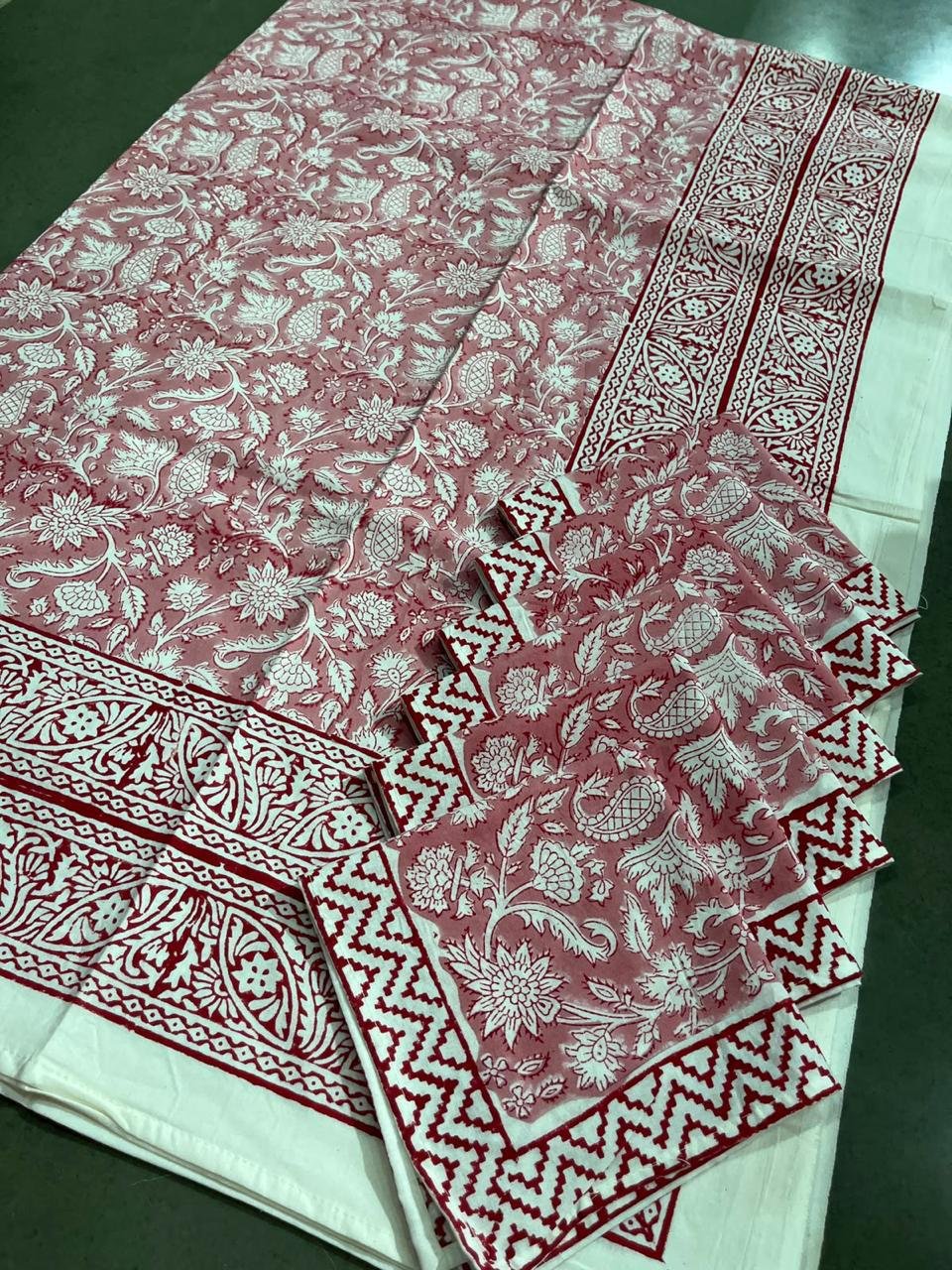 Cotton Printed 6 Seater Table Cover Set