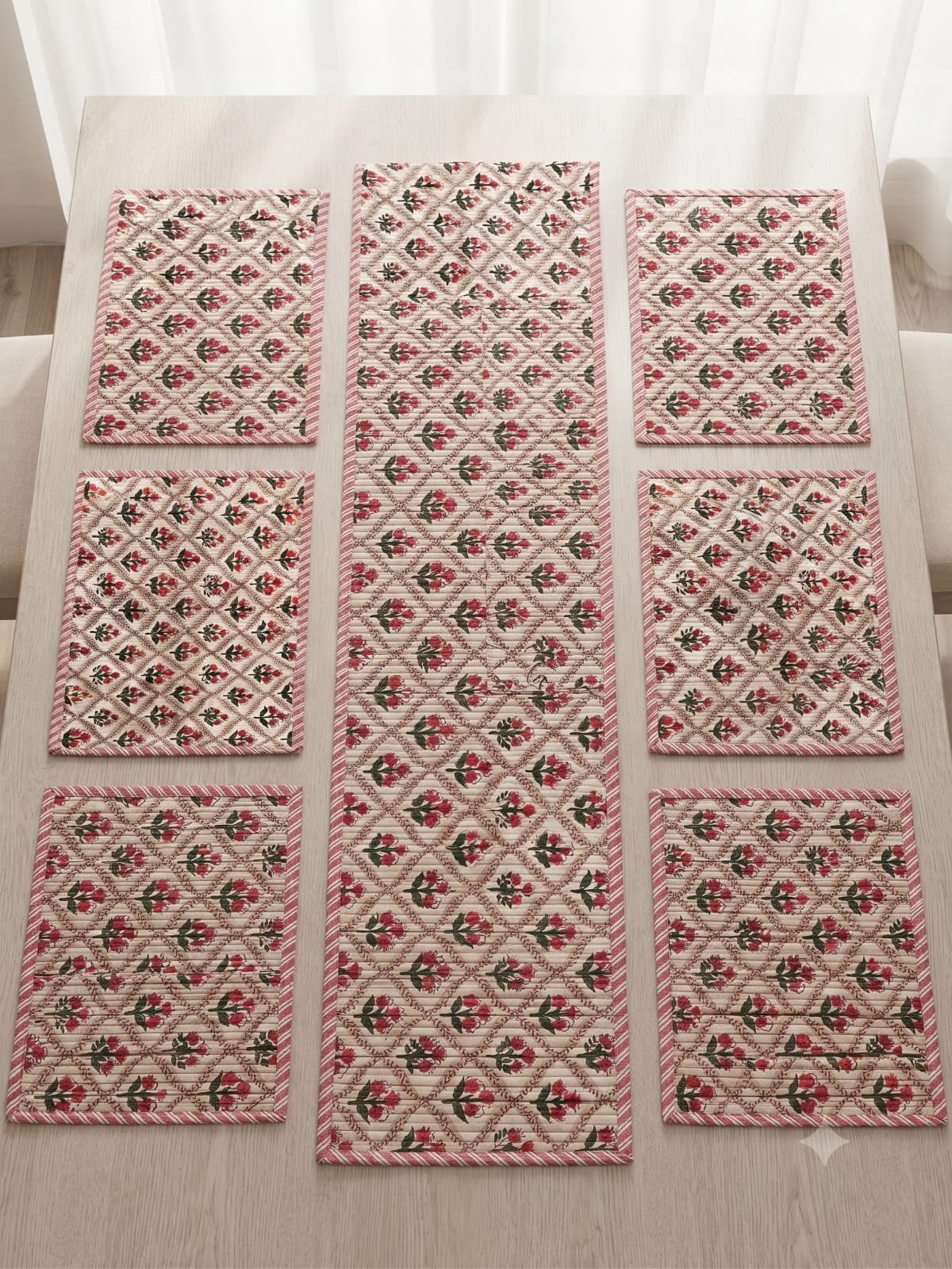 Cotton Printed Quilted Table Runne Mat set